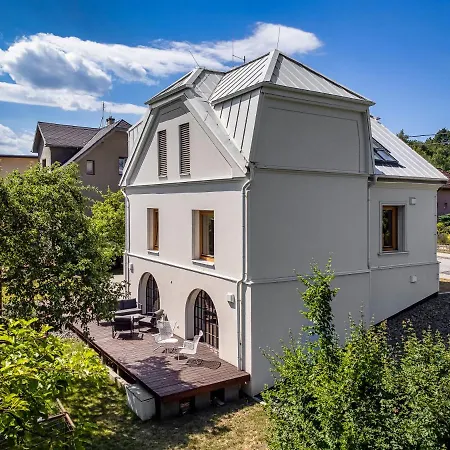 Tiny House, Podkrovni A S Vyhledem Do Zahrady 公寓 *