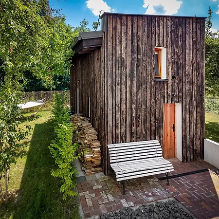 Tiny House, Podkrovni A S Vyhledem Do Zahrady *