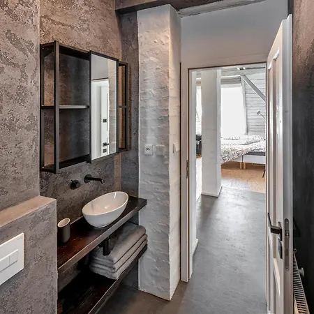 Apartamento Tiny House, Podkrovní A S Výhledem Do Zahrady