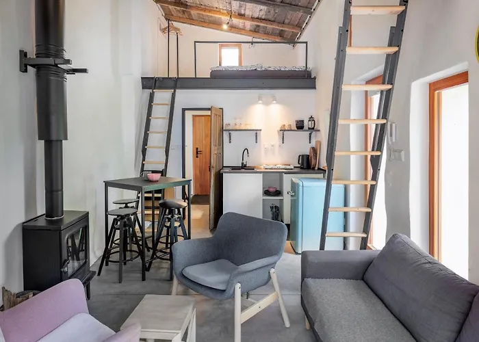 Tiny House, Podkrovni A S Vyhledem Do Zahrady * Ostrava