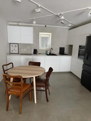 Tiny House, Podkrovni A S Vyhledem Do Zahrady Ostrava